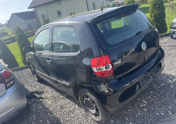 Volkswagen Fox cena 3300 przebieg: 180000, rok produkcji 2010 z Wschowa małe 2